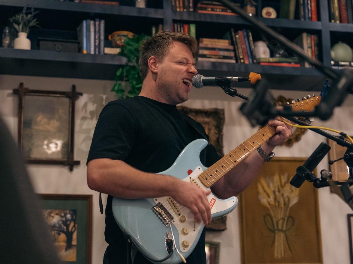 Taylor Mroski performs at Haven Coffee and Cocktails in Covington